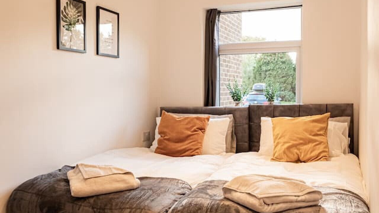 Photo of Others in Wroxton