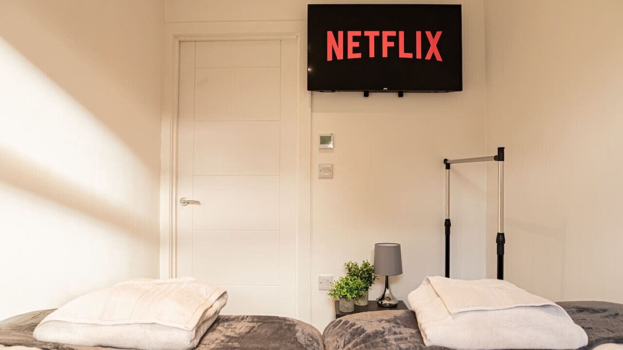 Photo of Others in Wroxton