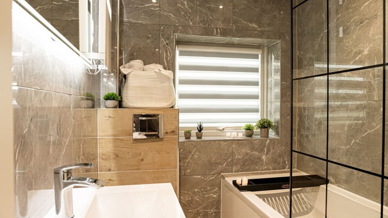 Photo of Bathroom in Wroxton