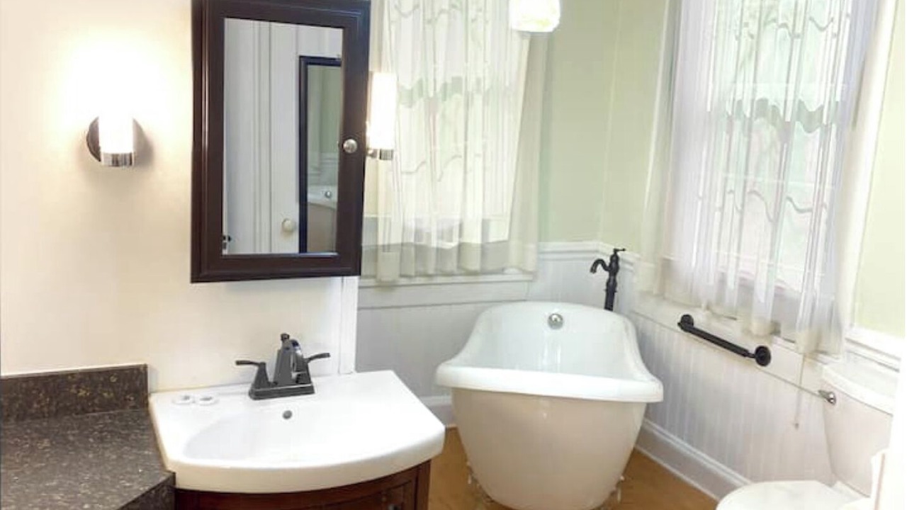 Photo of Others in Green Island