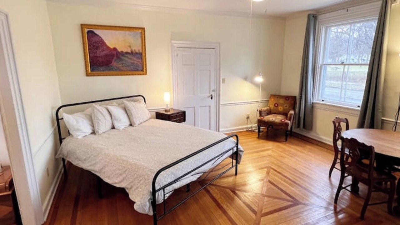 Photo of Others in Troy