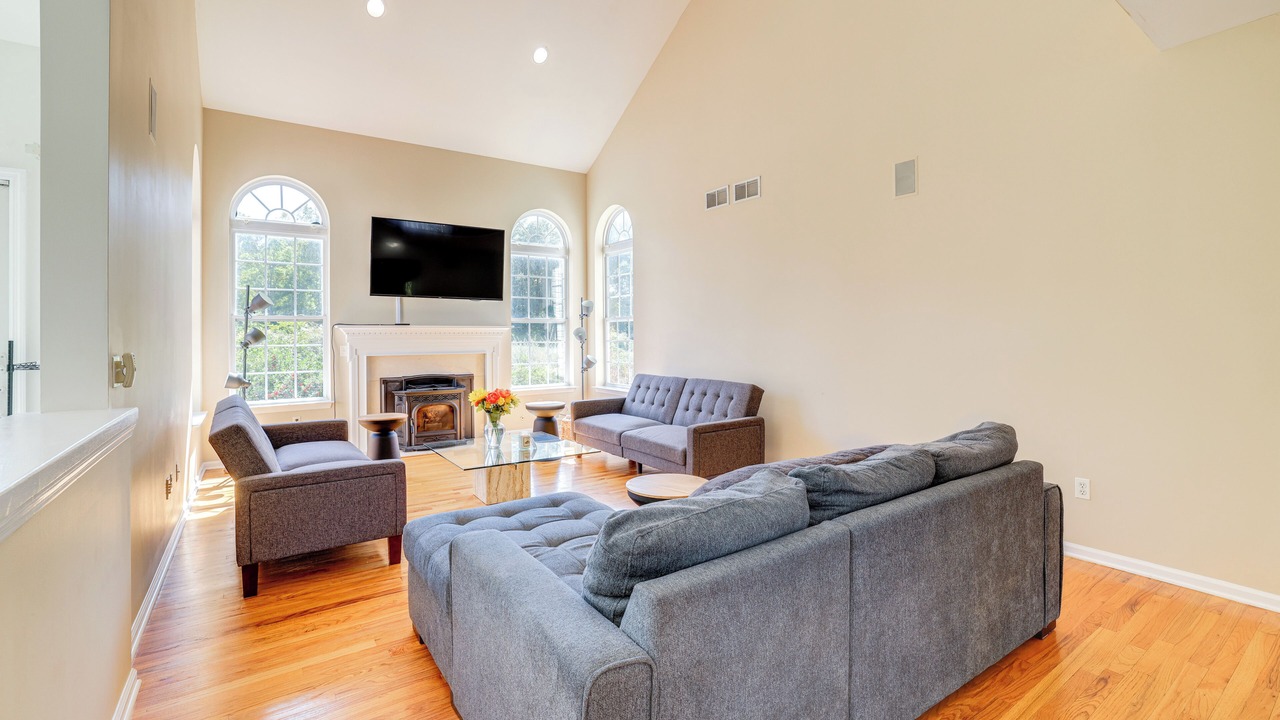 Photo of Livingroom in Baptistown