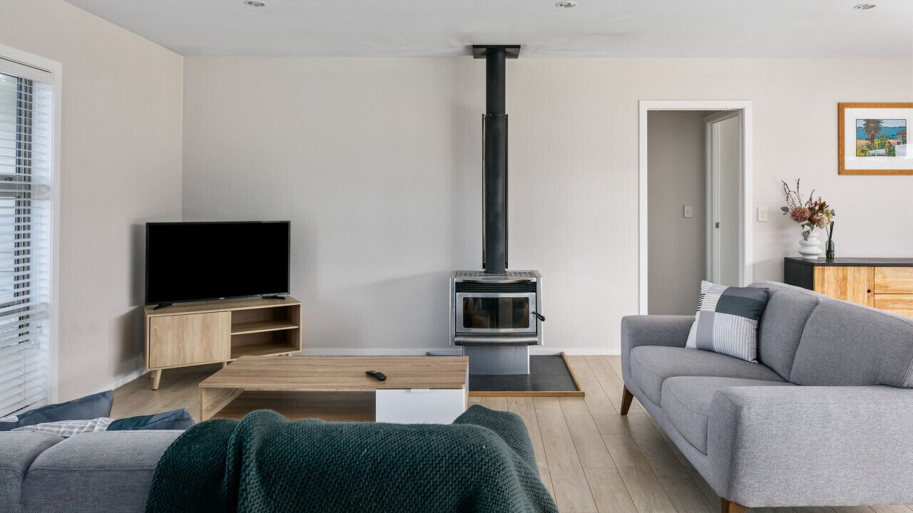 Photo of Livingroom in Gisborne