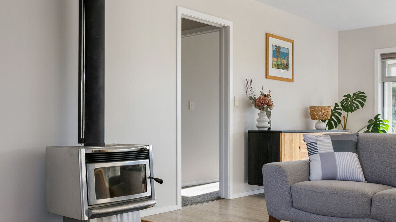 Photo of Livingroom in Gisborne