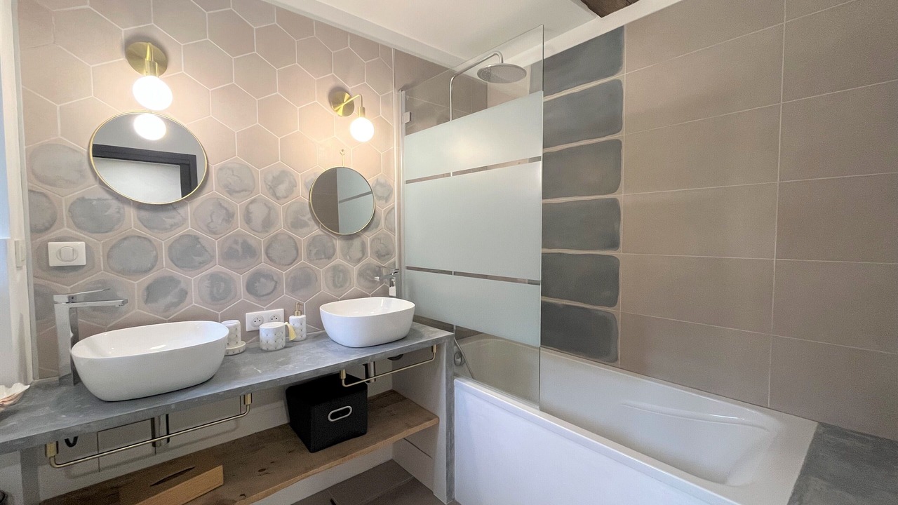 Photo of Bathroom in Jouqueviel