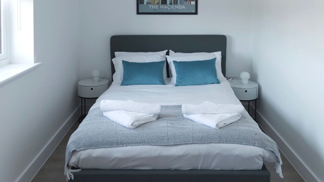 Photo of Others in Cheadle