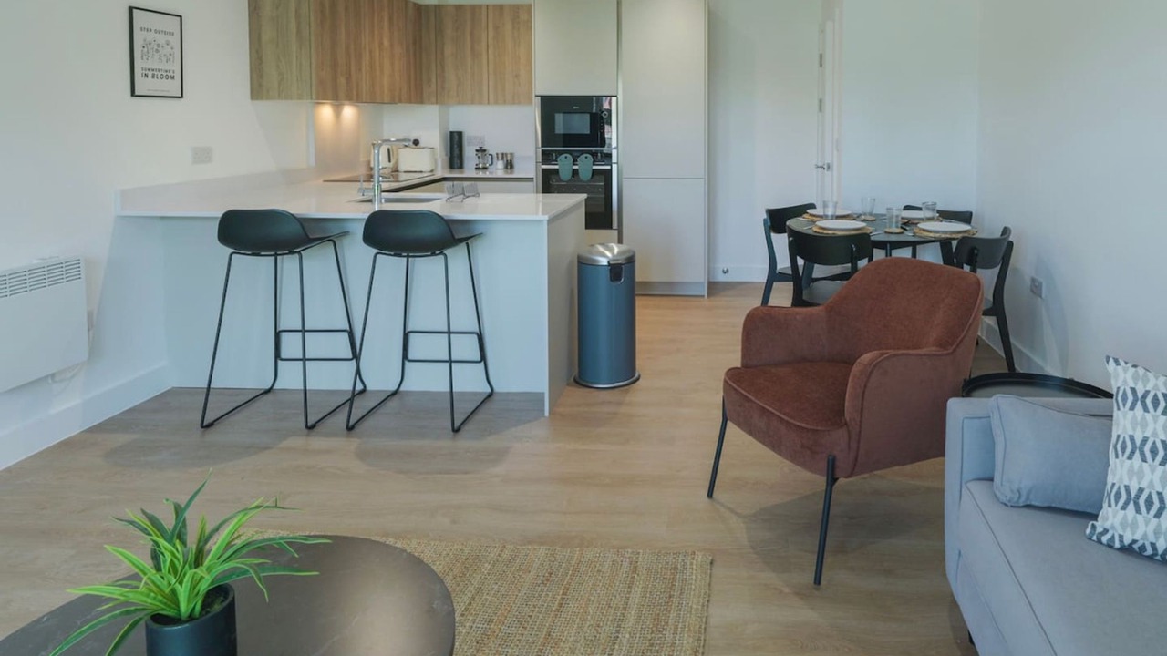 Photo of Others in Cheadle