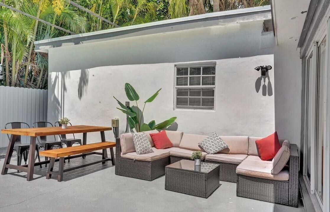 Photo of Patio Balcony in Ives Estates