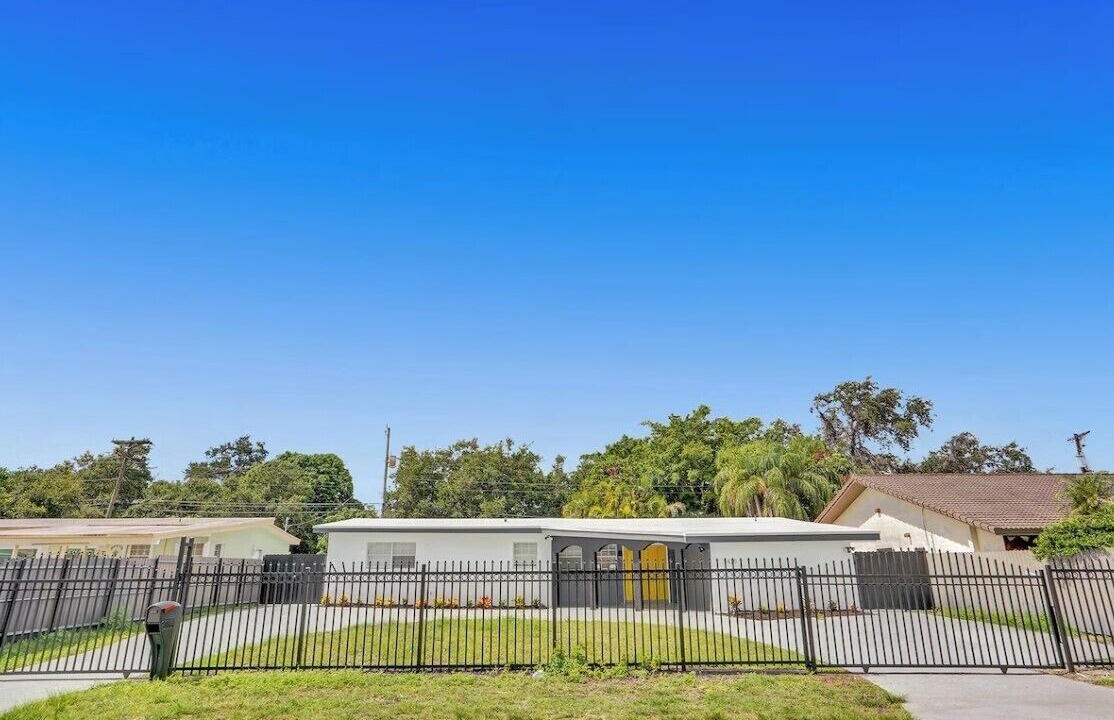 Photo of Outdoor in Ives Estates