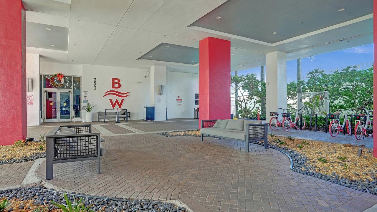 Photo of Outdoor in Hallandale Beach