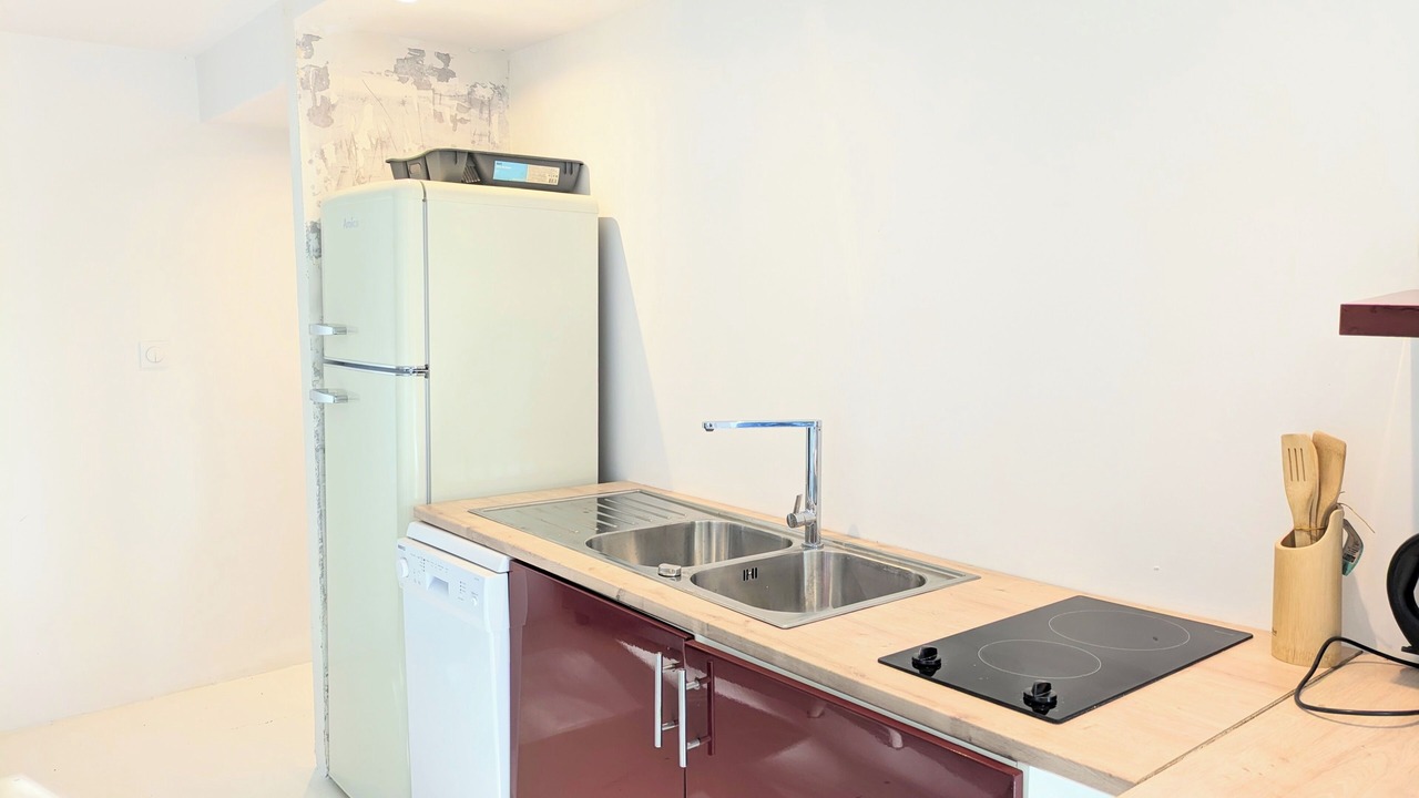 Photo of Kitchen in Vaux-le-Penil