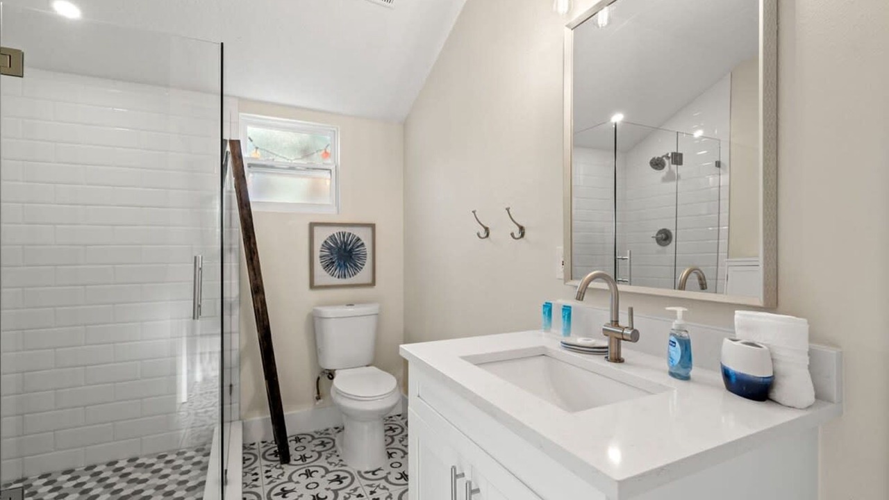 Photo of Others in Courier City - Oscawana