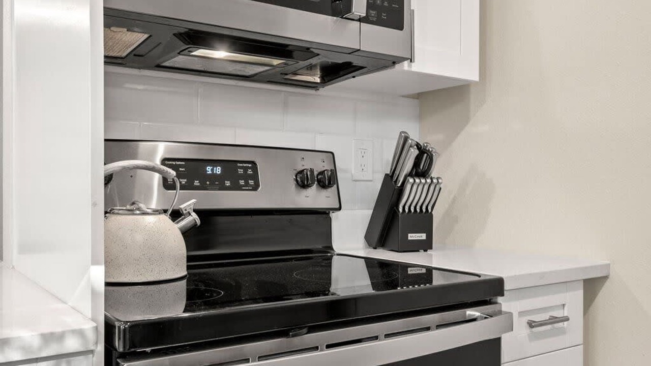 Photo of Others in Courier City - Oscawana