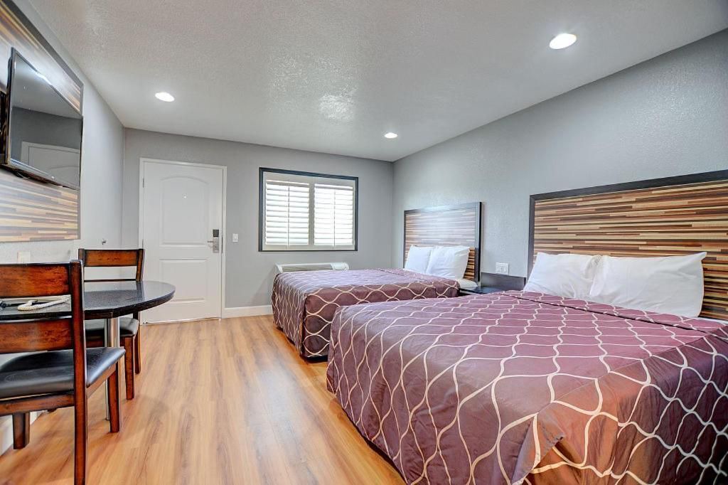 Photo of Bedroom in Colton