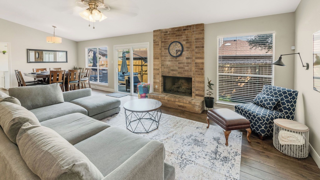 Photo of Livingroom in Universal City