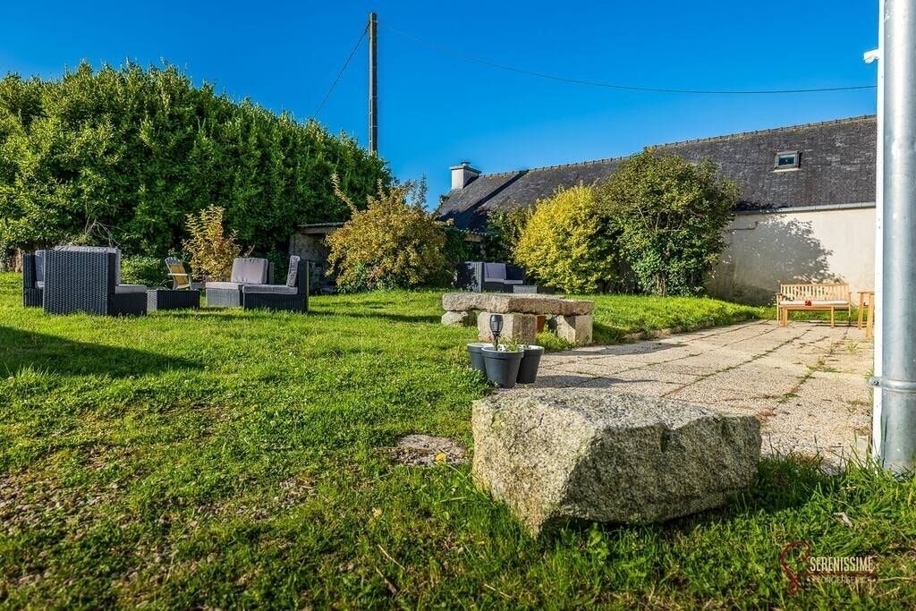 Photo of Outdoor in Plougoulm