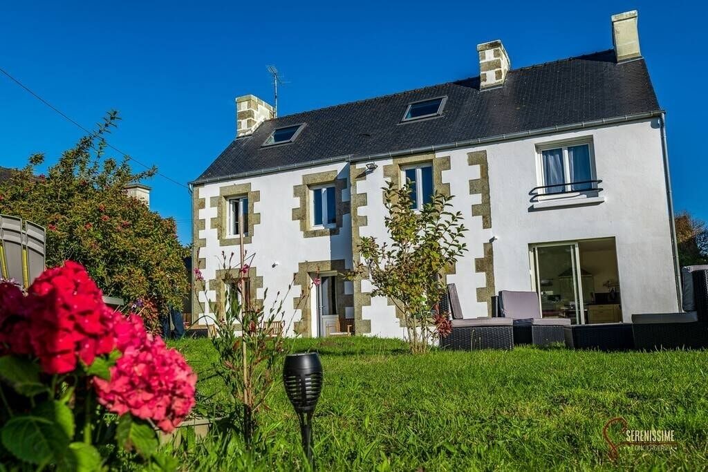 Photo of Outdoor in Plougoulm