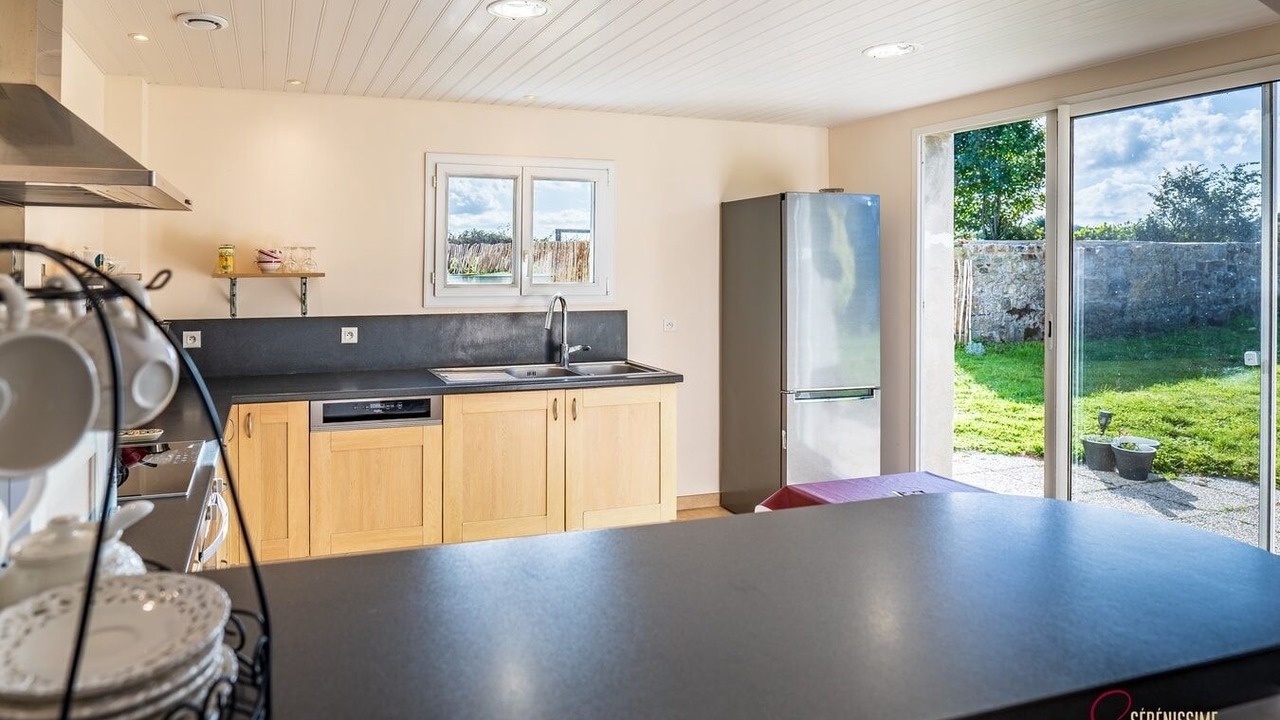 Photo of Kitchen in Plougoulm