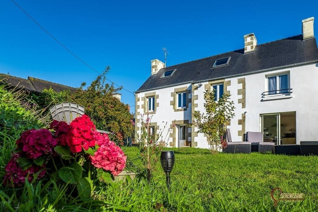 Photo of Outdoor in Plougoulm