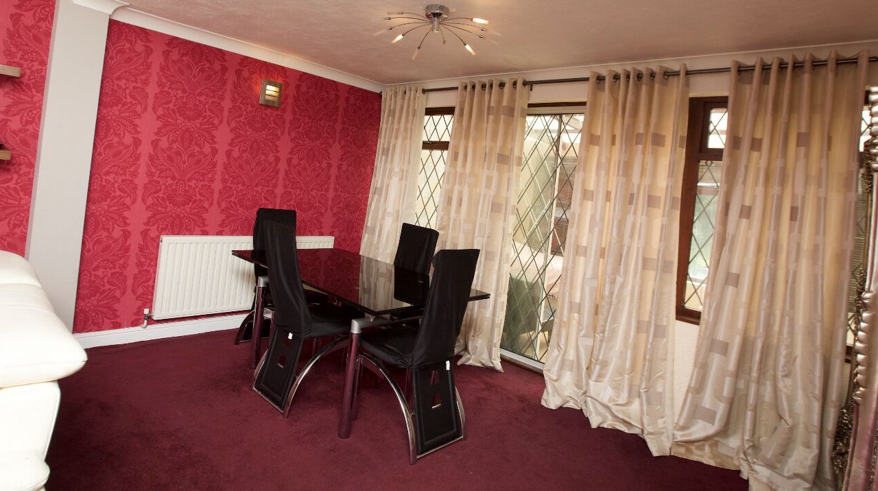 Photo of Others in Pettits