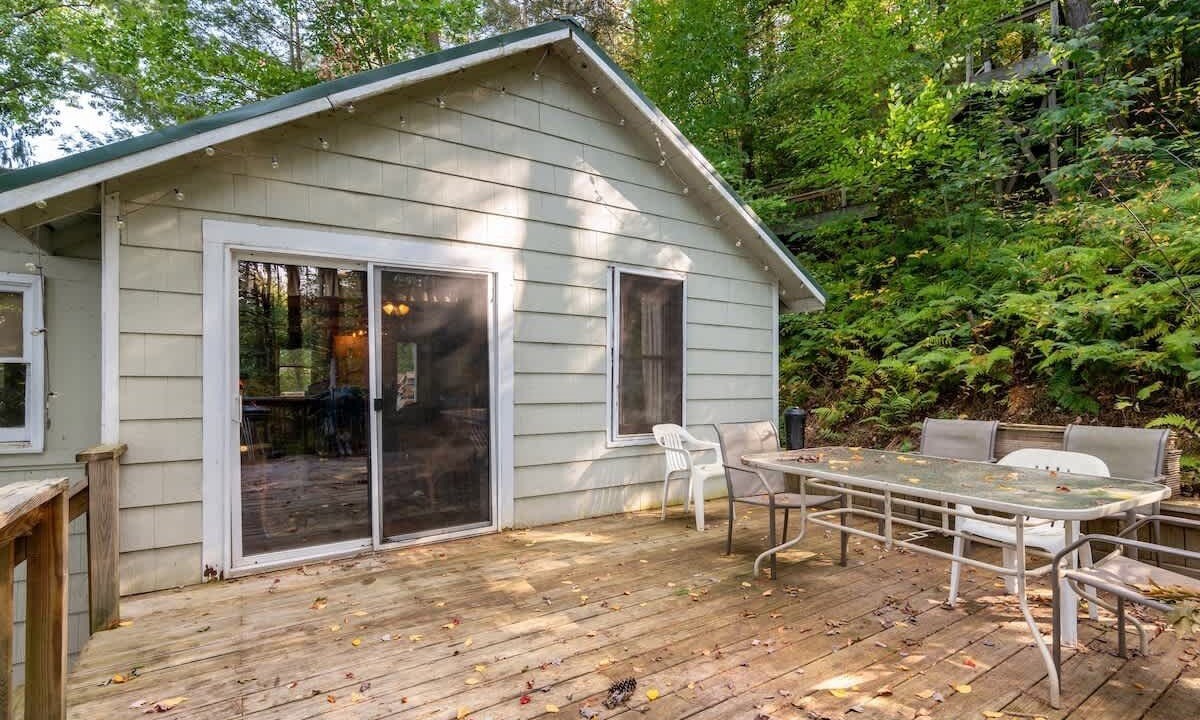 Photo of Outdoor in Big Pond