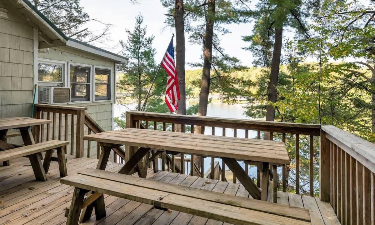 Photo of Outdoor in Big Pond