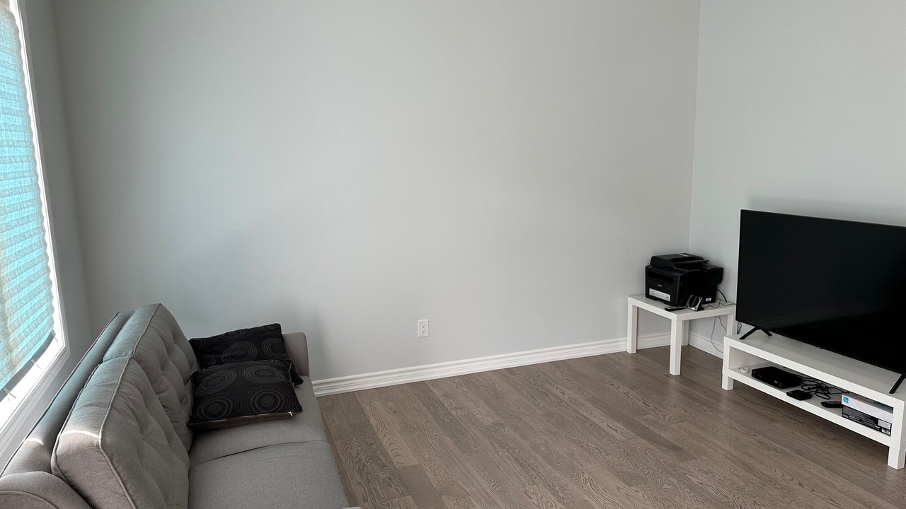 Photo of Livingroom in Ottawa Division