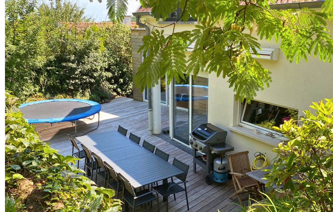 Photo of Outdoor in Barr