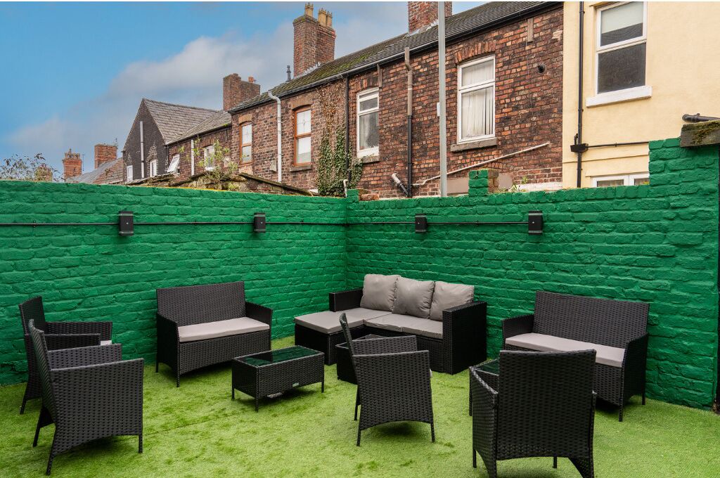 Photo of Patio Balcony in Anfield