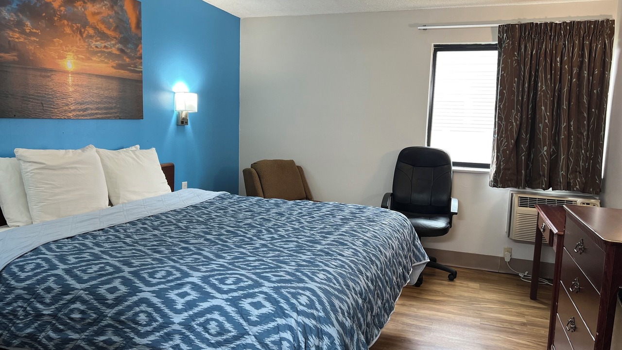 Photo of Bedroom in Warrenton