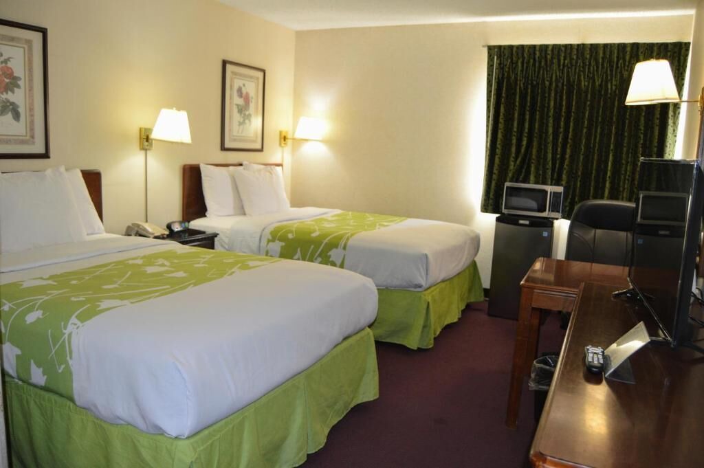 Photo of Bedroom in Warrenton