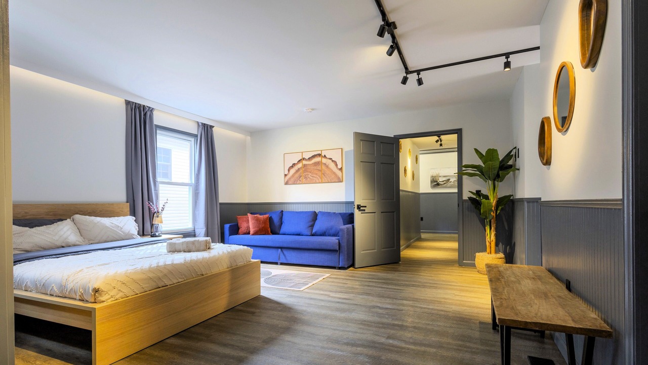 Photo of Others in Jonas