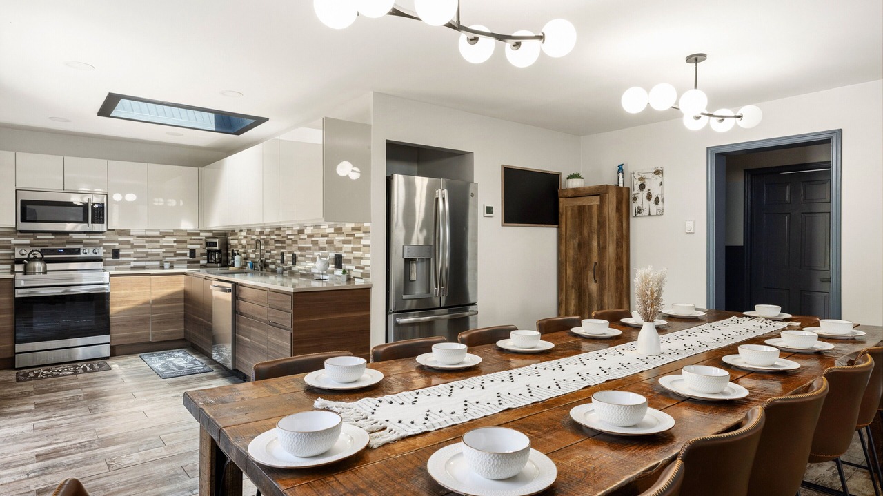 Photo of Others in Jonas