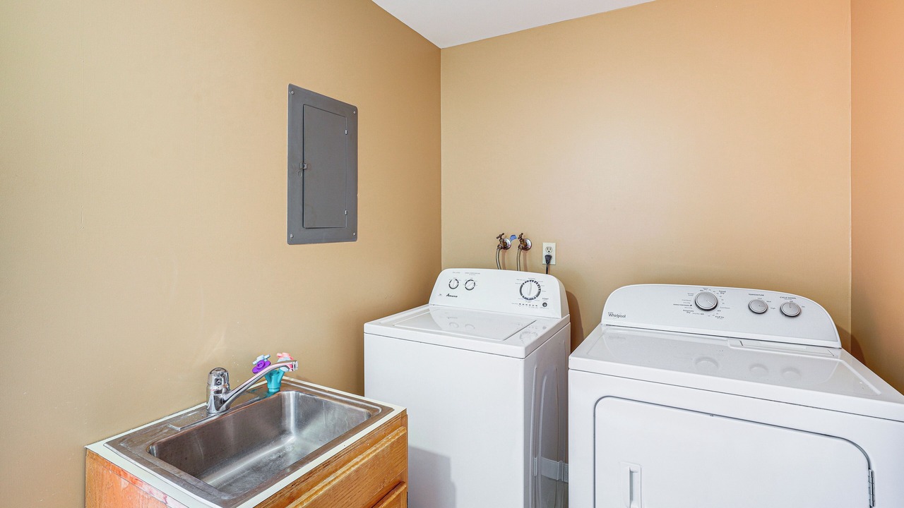 Photo of Others in Marietta-Alderwood