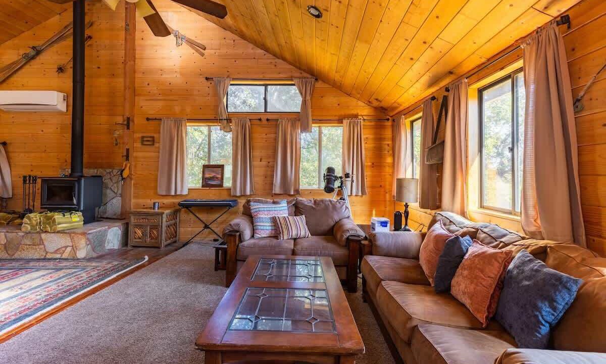Photo of Livingroom in Pauma Valley