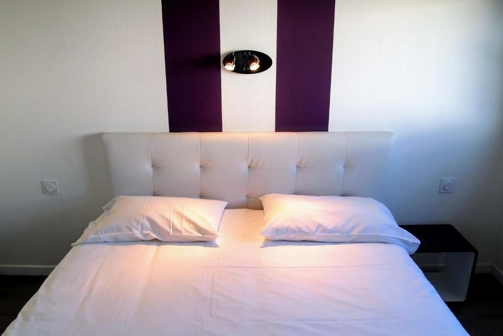 Photo of Others in Sene