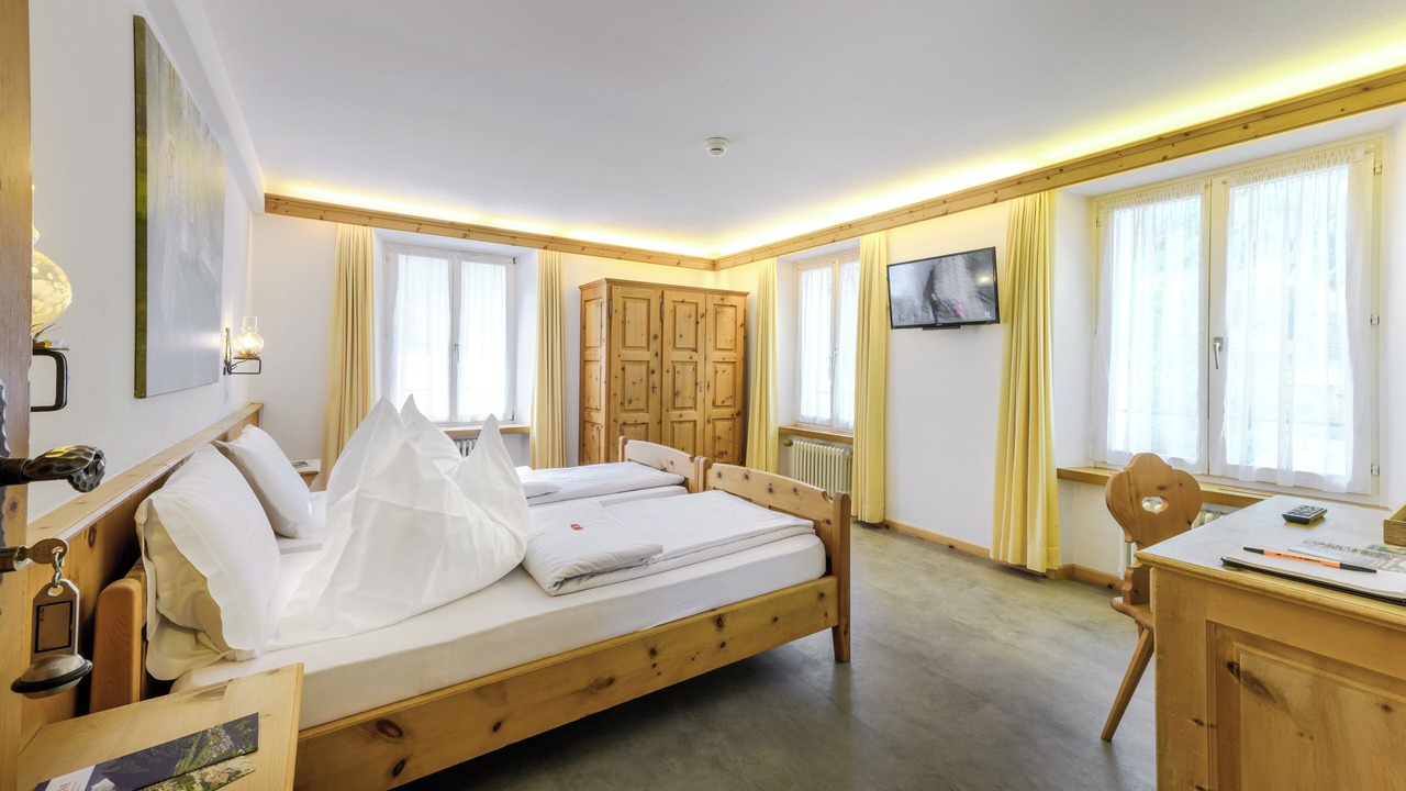 Photo of Bedroom in Poschiavo