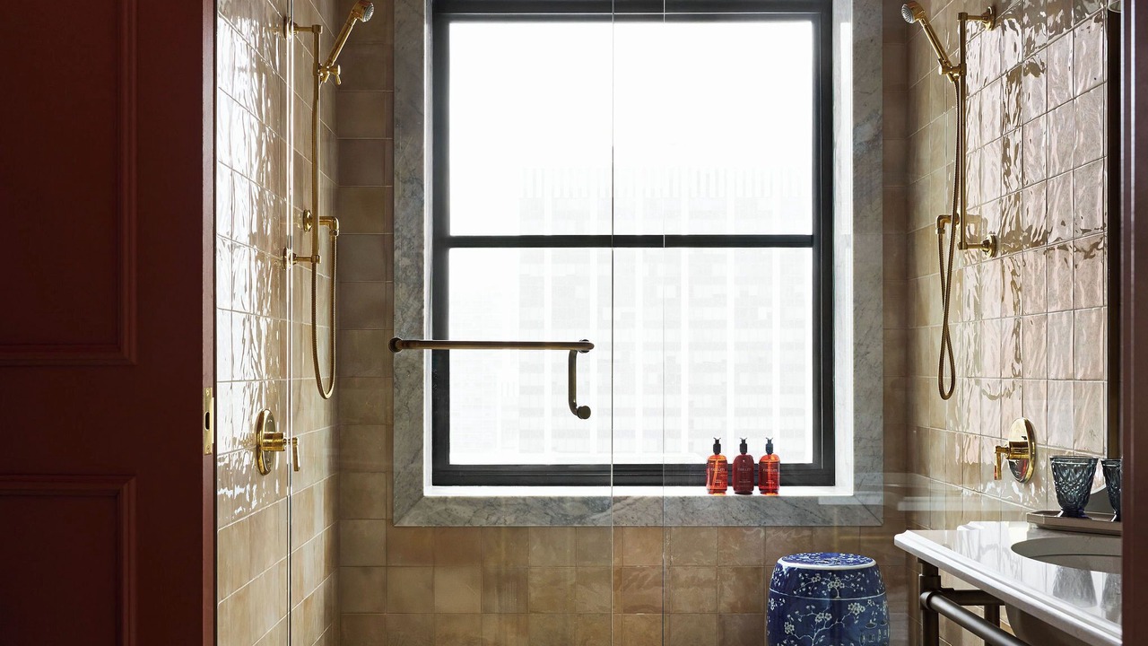 Photo of Bathroom in Gateway District