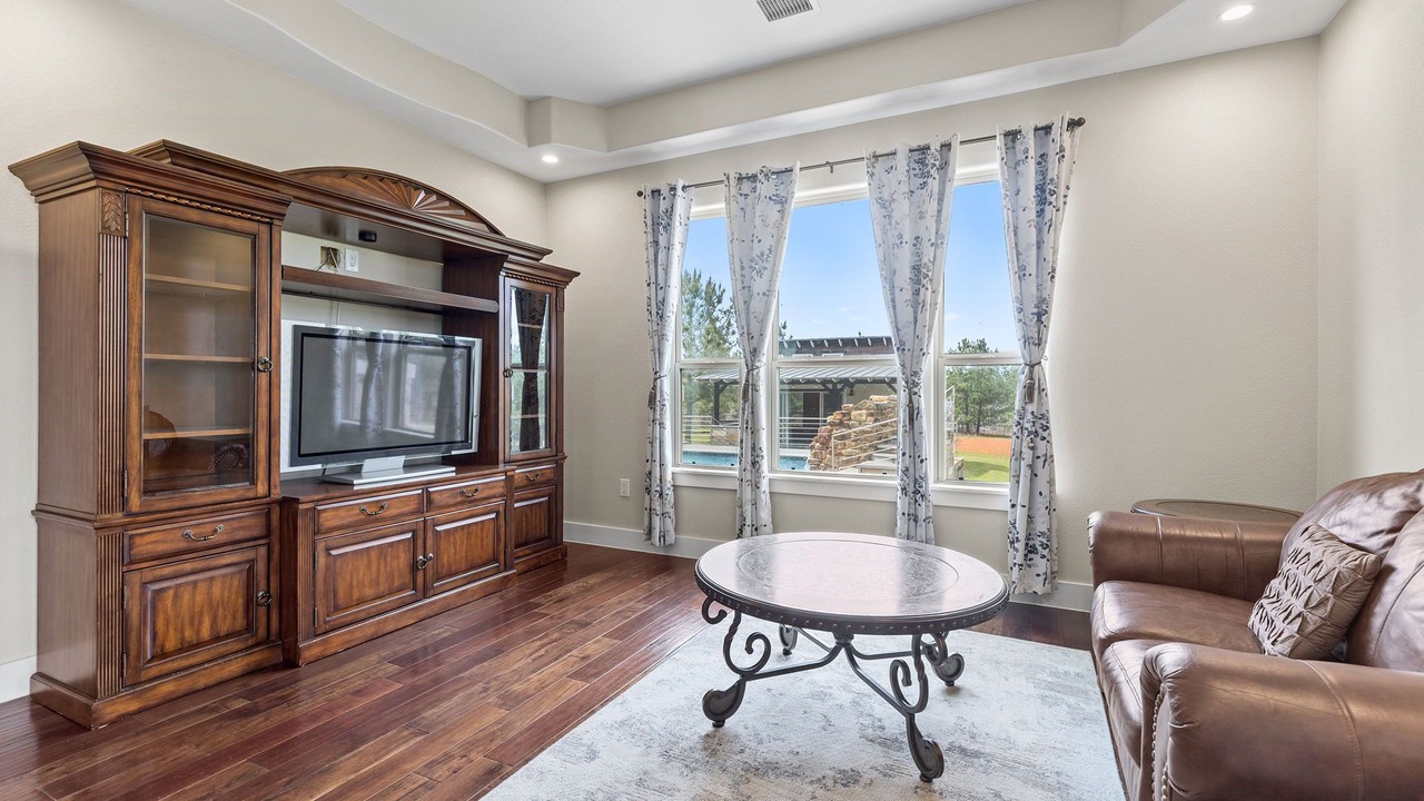 Photo of Livingroom in Circle D-KC Estates