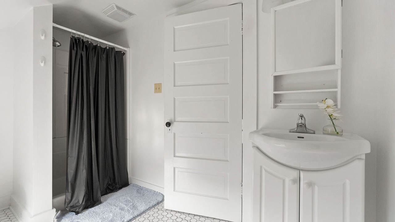 Photo of Others in West Central