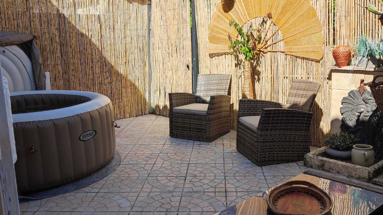 Photo of Patio Balcony in Montcuq