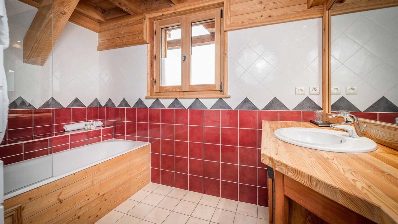 Photo of Others in Cognet