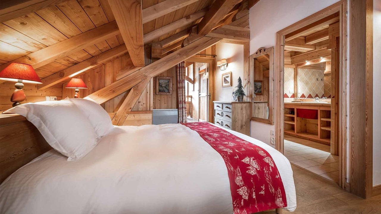 Photo of Others in Cognet