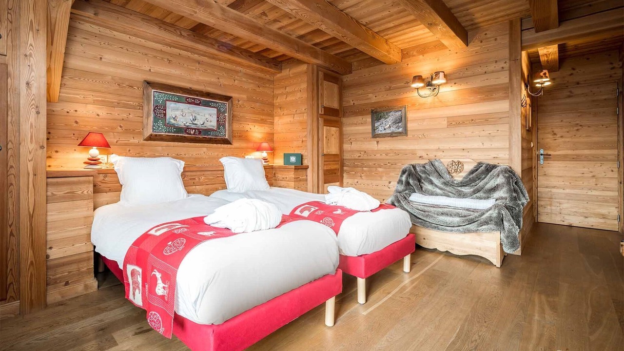 Photo of Others in Cognet