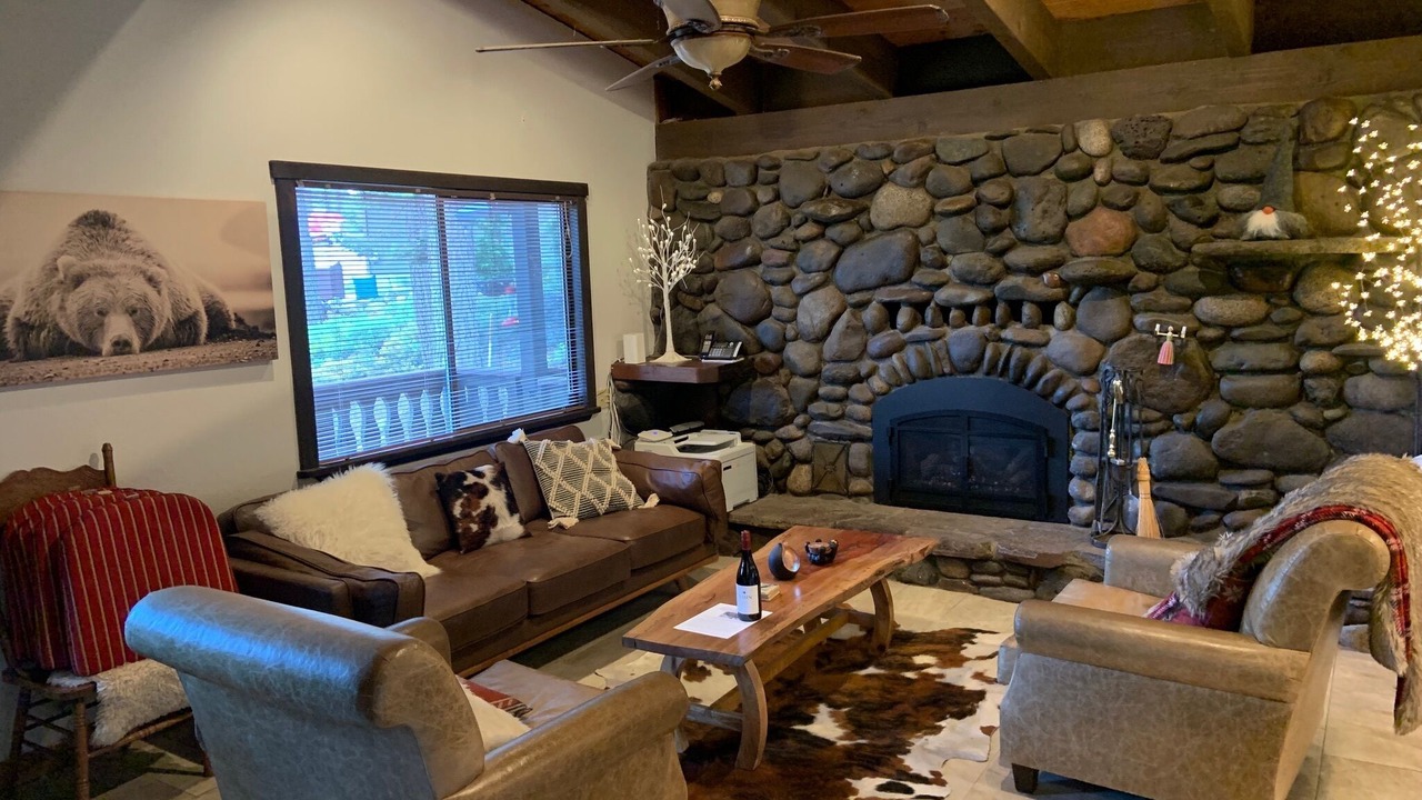 Photo of Livingroom in Carnelian Bay