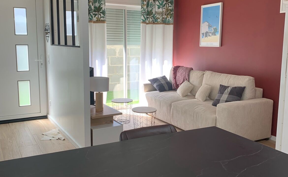 Photo of Others in Charron