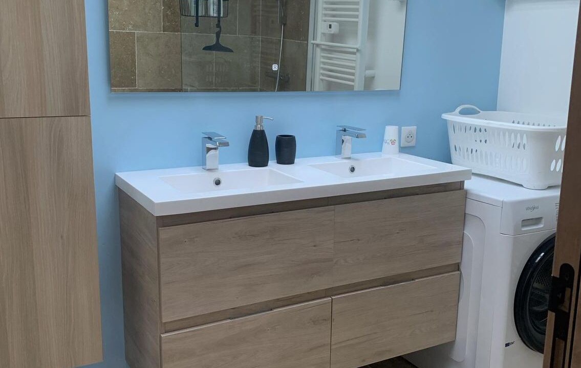 Photo of Others in Charron