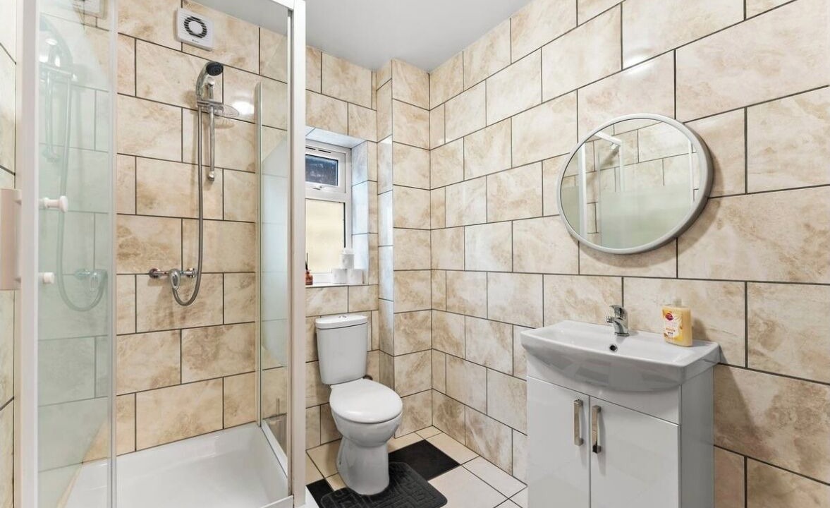 Photo of Others in Giltbrook