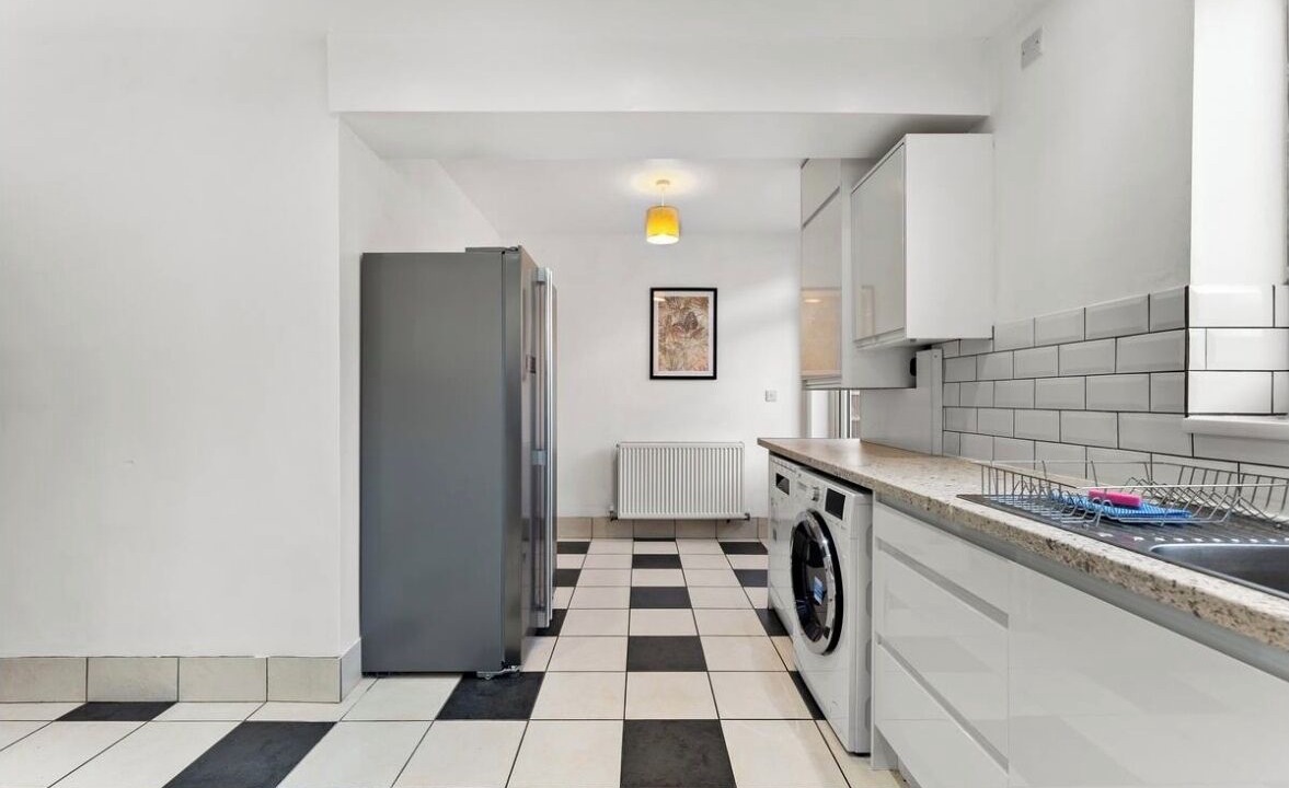 Photo of Others in Giltbrook