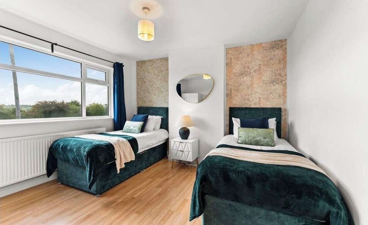 Photo of Others in Giltbrook